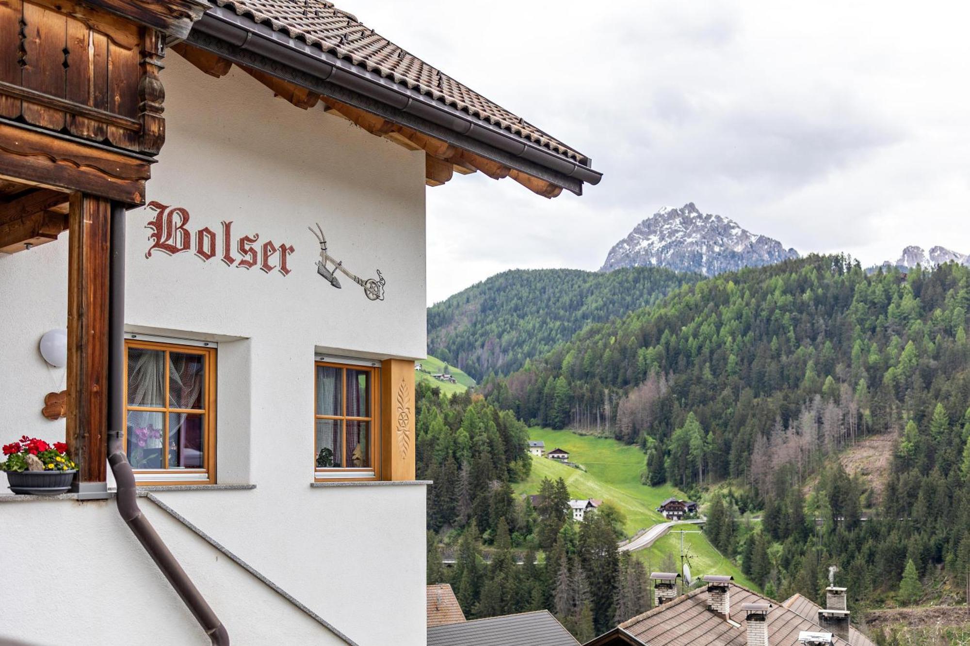 Bolser App Piz Da Peres San Vigilio Di Marebbe Bilik gambar