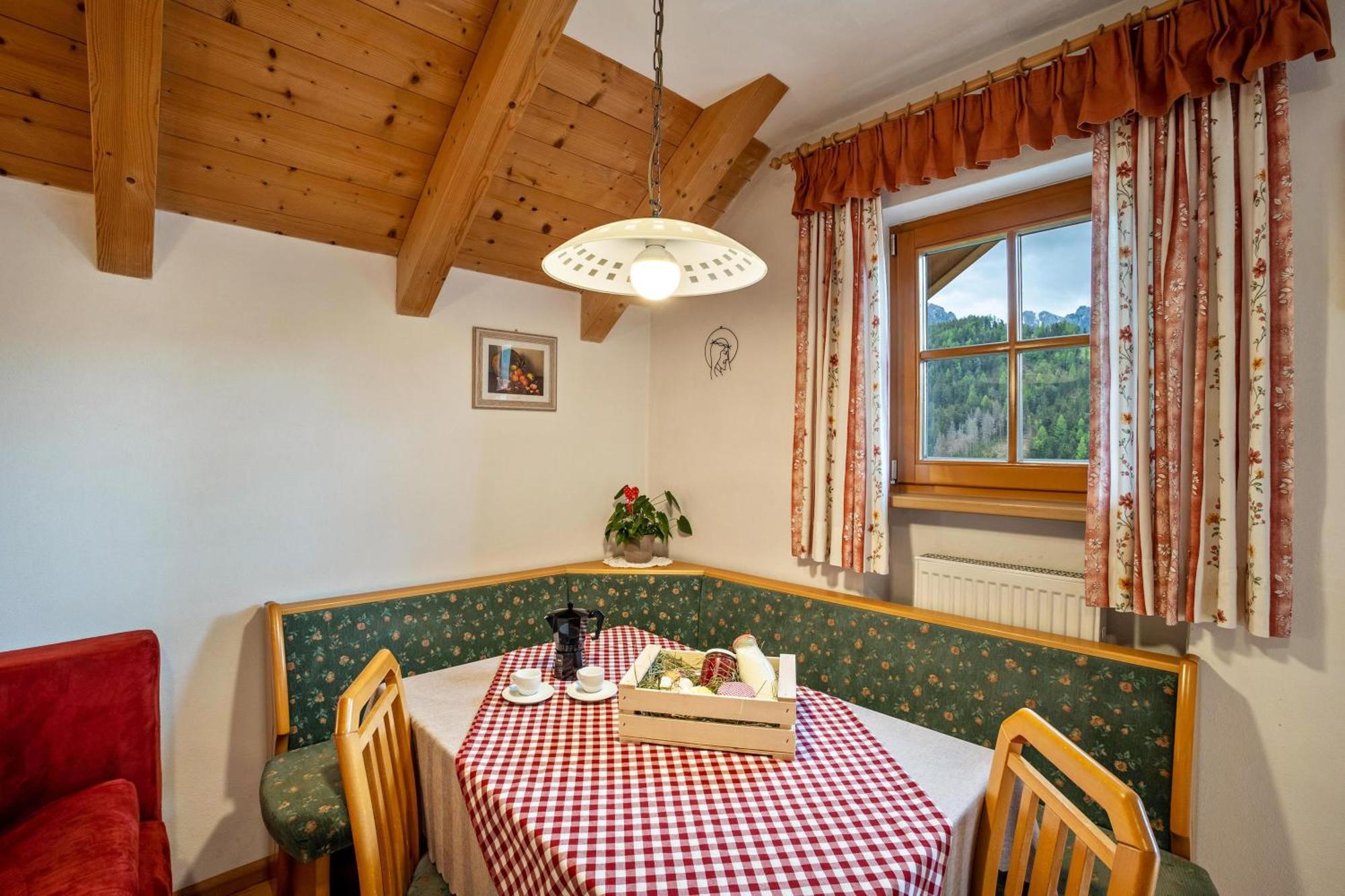Bolser App Piz Da Peres San Vigilio Di Marebbe Bilik gambar